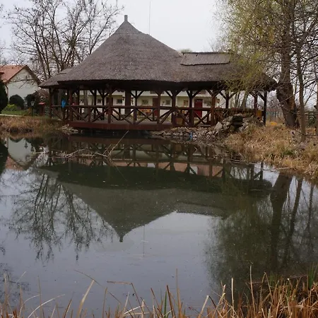Szoloszem Farm * Tiszaszolos