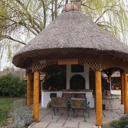 Szoloszem Farm Ośrodek wypoczynkowy *