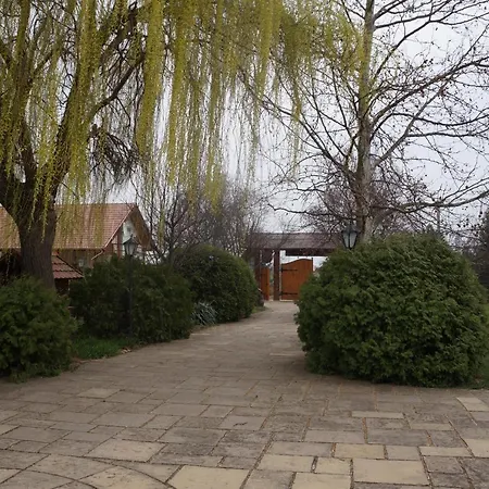 Szoloszem Farm *
